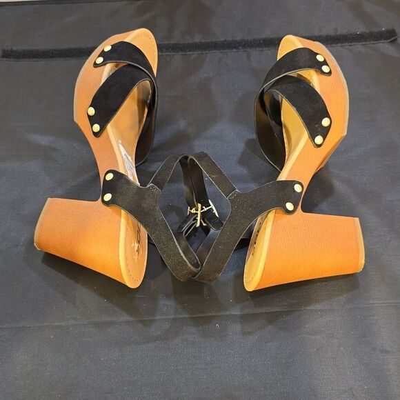 BRAND NEW SODA  WOMENS BLOCK HEEL PLATFORM SANDAL  - Picture 16 of 16